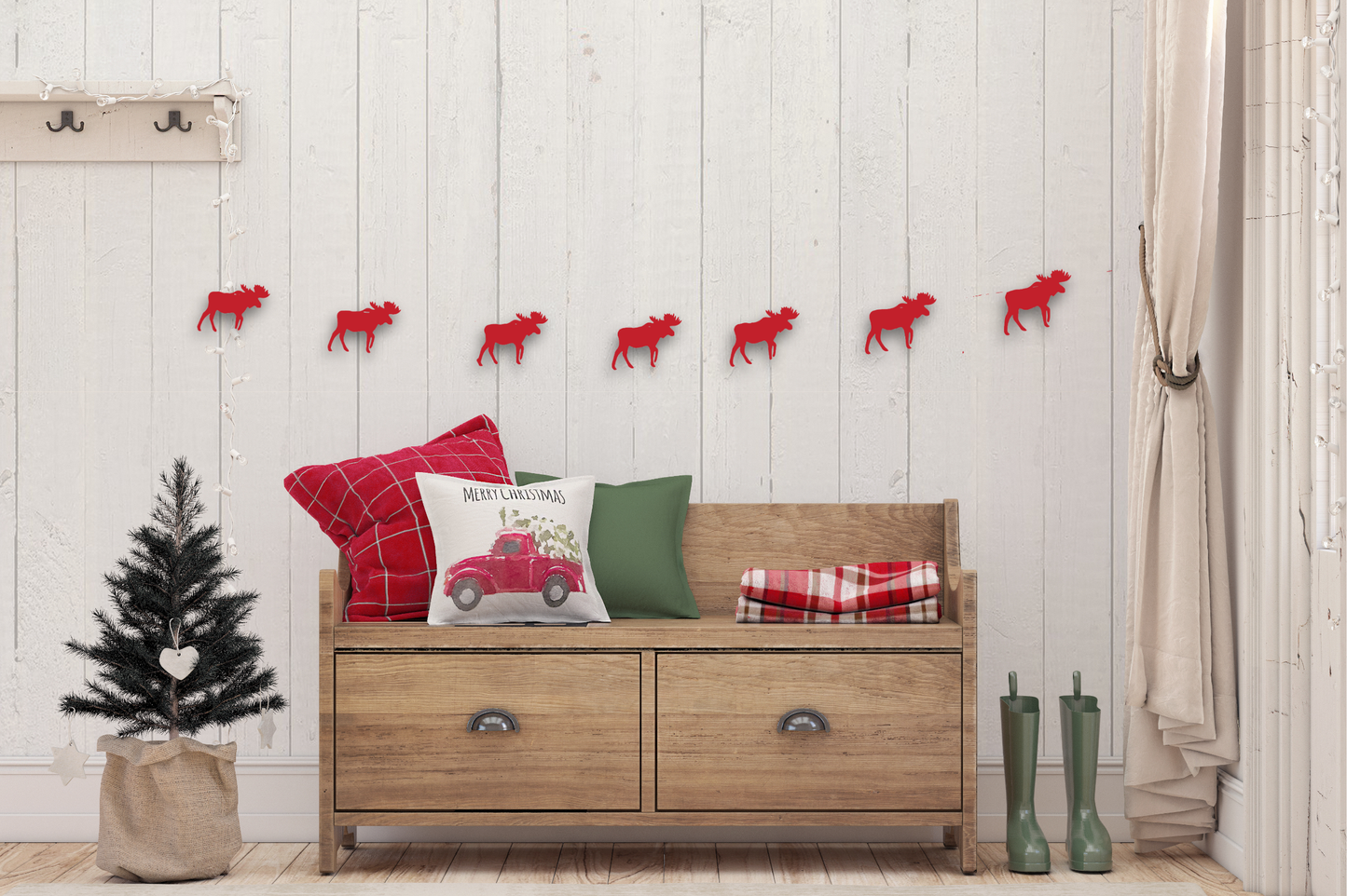 The Moose Garland